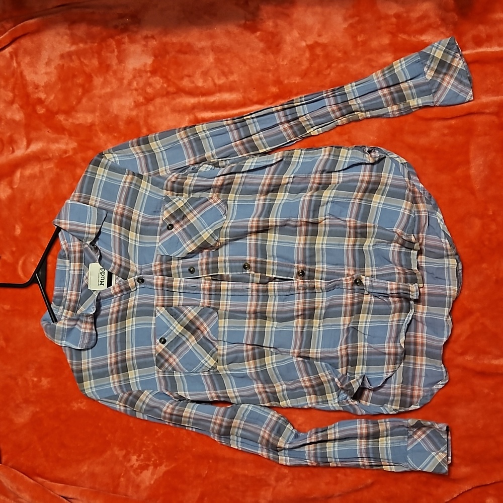 Mudd Button up